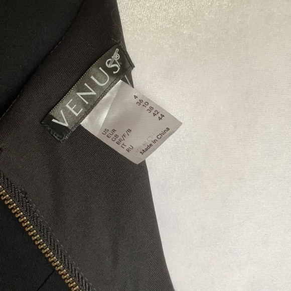 Venus Bow & Peplum Bodycon Dress - Picture 13 of 14